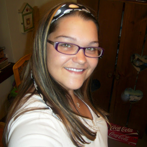 Jennifer Estep Photo 36
