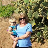 Jacqueline Groves Photo 14