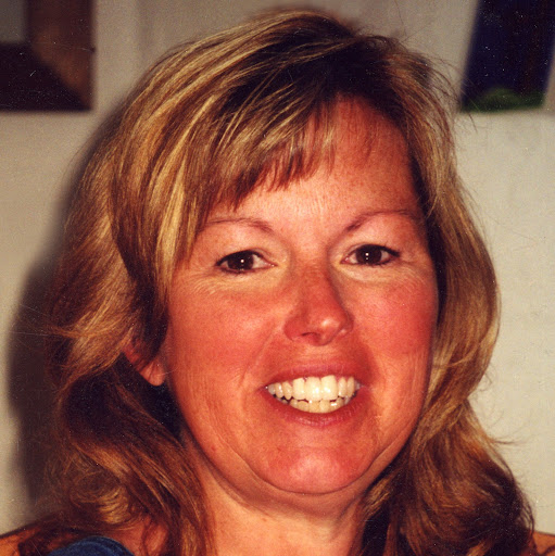 Diane Simmons Photo 23