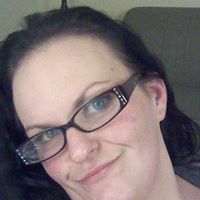 Kristen Flores Photo 26