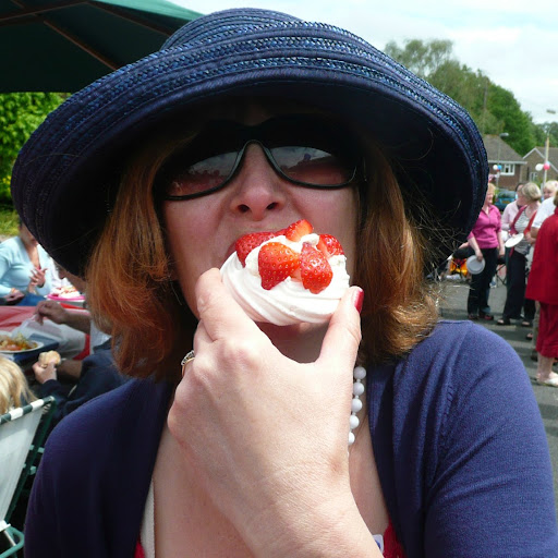 Kerry West Photo 40