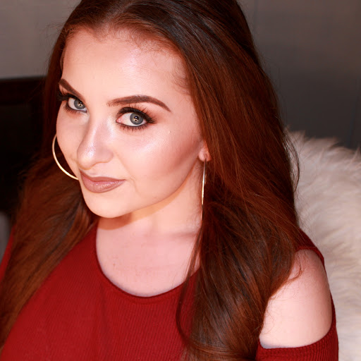 Victoria Hoyt Photo 28