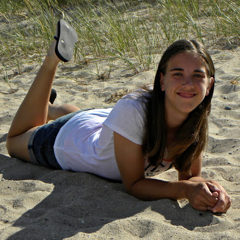 Nicole Belisle Photo 1