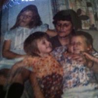 Christine Packer Photo 19