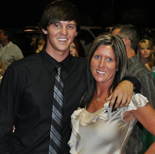 Shelly Wells Photo 46