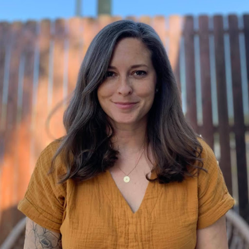 Melanie Sutton Photo 18