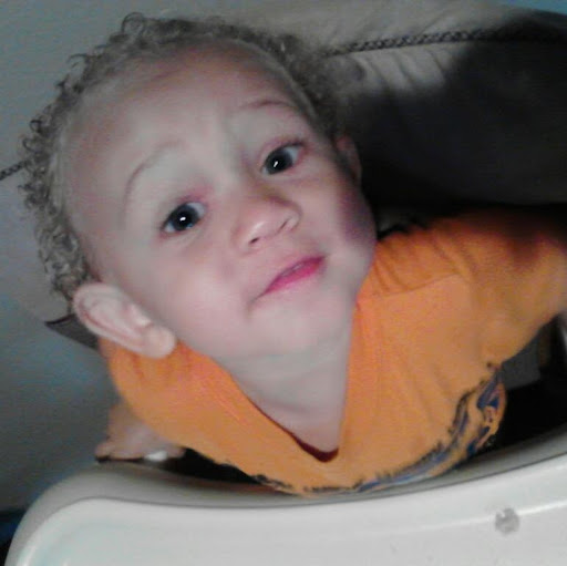 Julie Buckner Photo 33