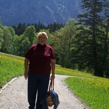 Betty Reese Photo 19