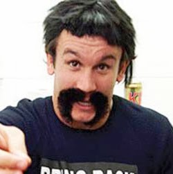 Aaron Vaughan Photo 19