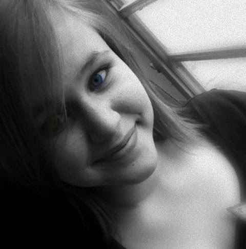 Samantha Fuller Photo 16