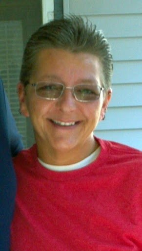 Robyn Richards Photo 8