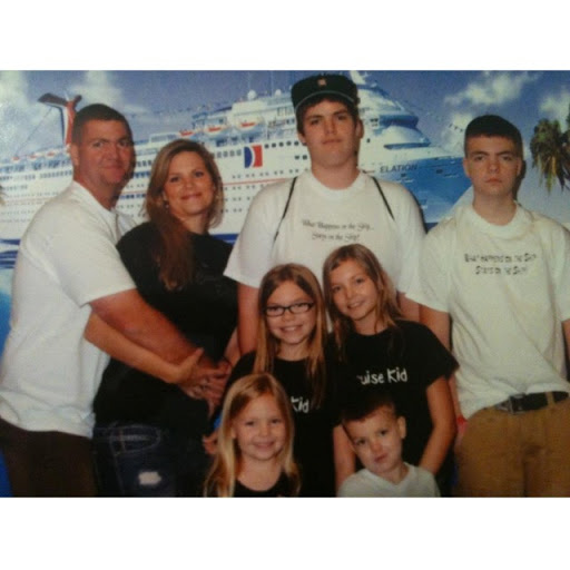 Michelle Hammons Photo 11