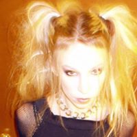 Ava Thompson Photo 39