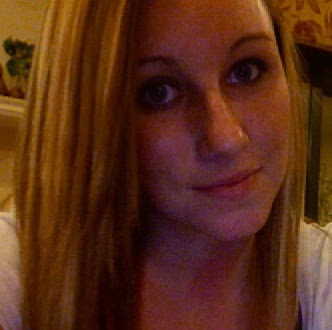 Samantha Hahn Photo 10