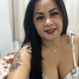 Carol Lucas Photo 36