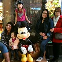 Cynthia Sanchez Photo 33
