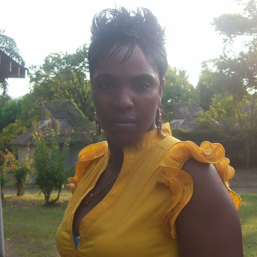 Tanya Miles Photo 37