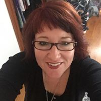 Erin Tucker Photo 17