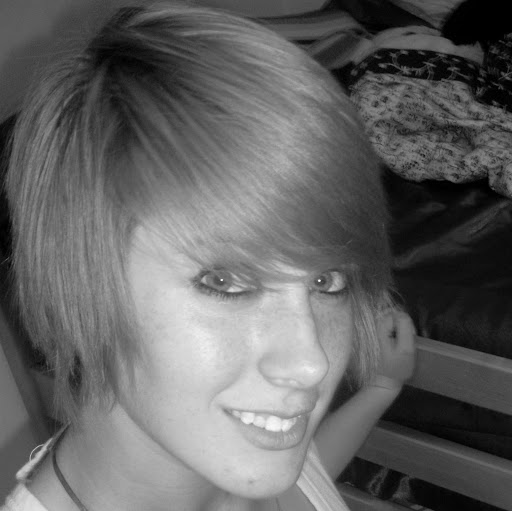Samantha Dixon Photo 31