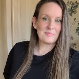 Stephanie Pugh Photo 27