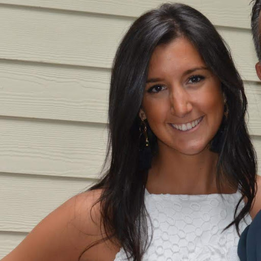 Emily Knapp Photo 16