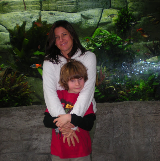 Michelle Finch Photo 19