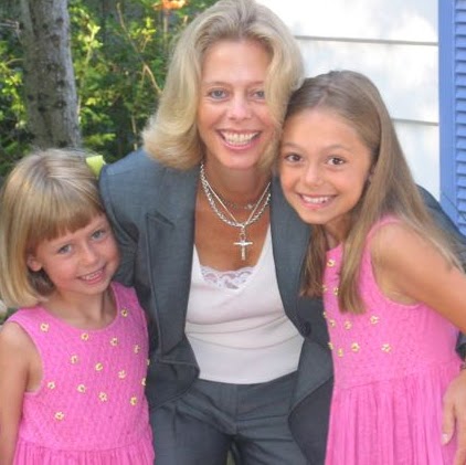 Nancy Lindsay Photo 40