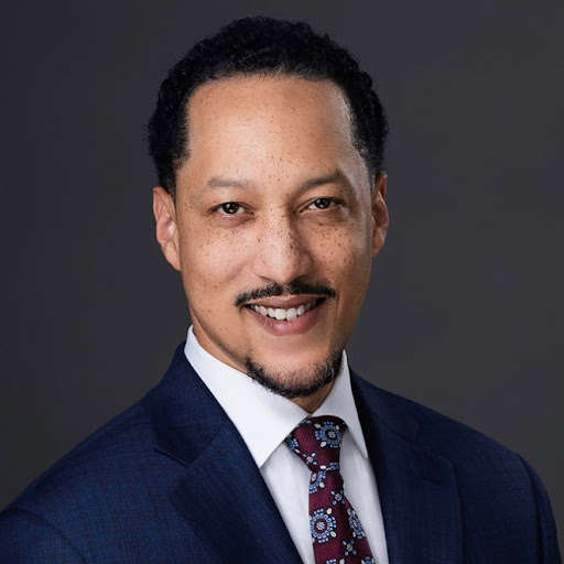 Aaron Lockhart Photo 8