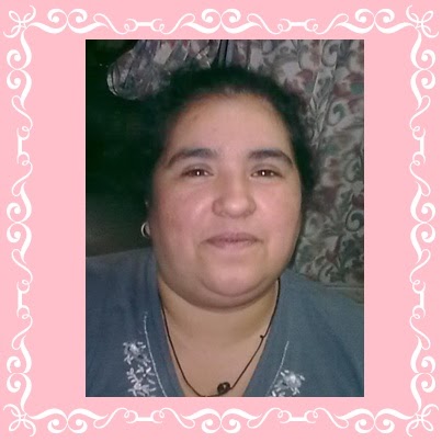 Laura Segovia Photo 11