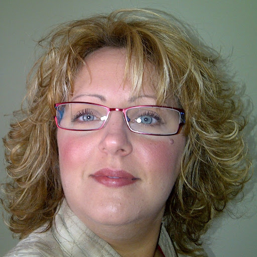 Michelle Calvin Photo 8