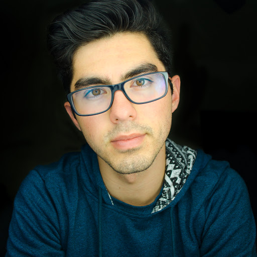 Gerardo Luna Photo 35