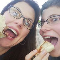 Laura Grant Photo 39