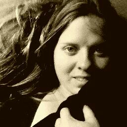 Michelle Witt Photo 13