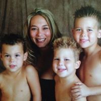 Theresa Simmons Photo 10