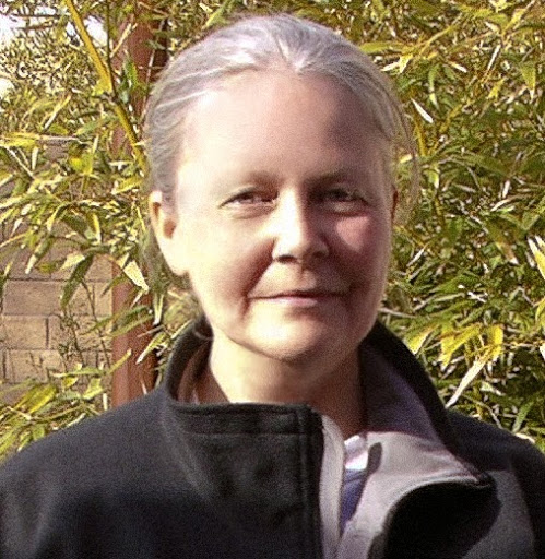 Catherine White Photo 21