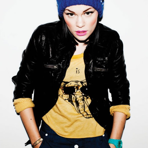 Carly Hampton Photo 4