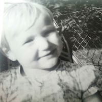 Annette Zacharias Photo 1