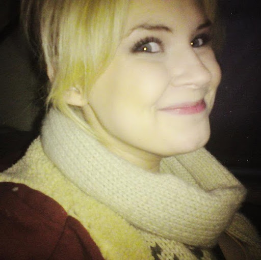 Charlotte Sutton Photo 15