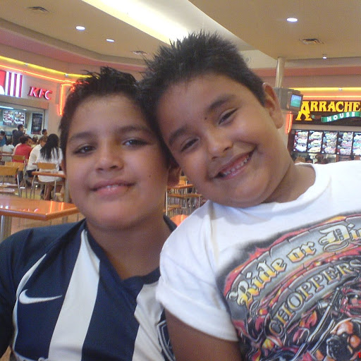 Adan Valdez Photo 6