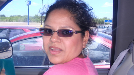 Elsa Garcia Photo 31