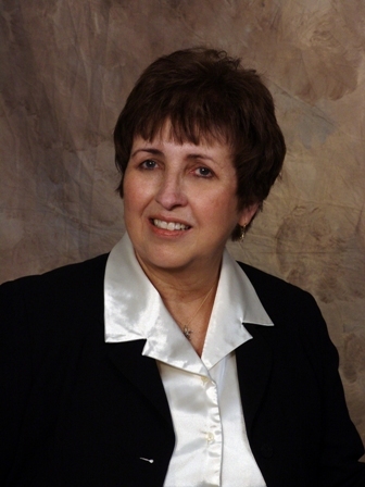 Linda Garrett Photo 14