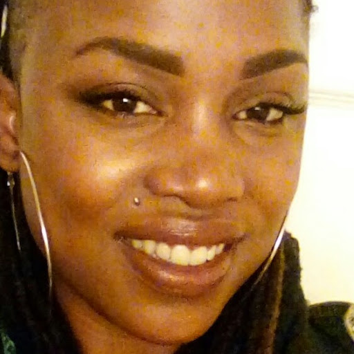 Angela Floyd Photo 19