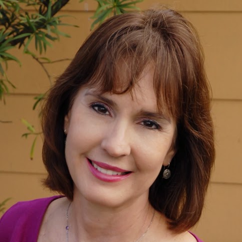 Suzanne Scott Photo 7