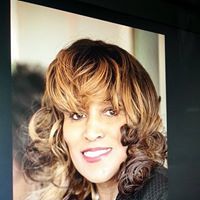 Roberta Lewis Photo 24