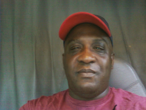 Kevin Lewis Photo 52