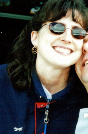Stephanie Goff Photo 31
