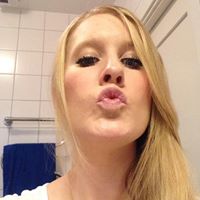 Anna Strand Photo 34