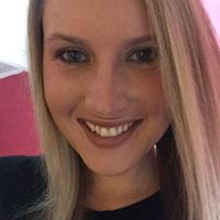 Stephanie Wiggins Photo 15