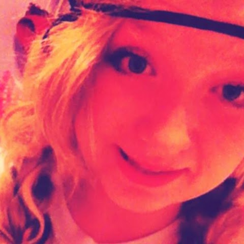 Gillian Clark Photo 37