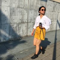 Julia Chen Photo 42
